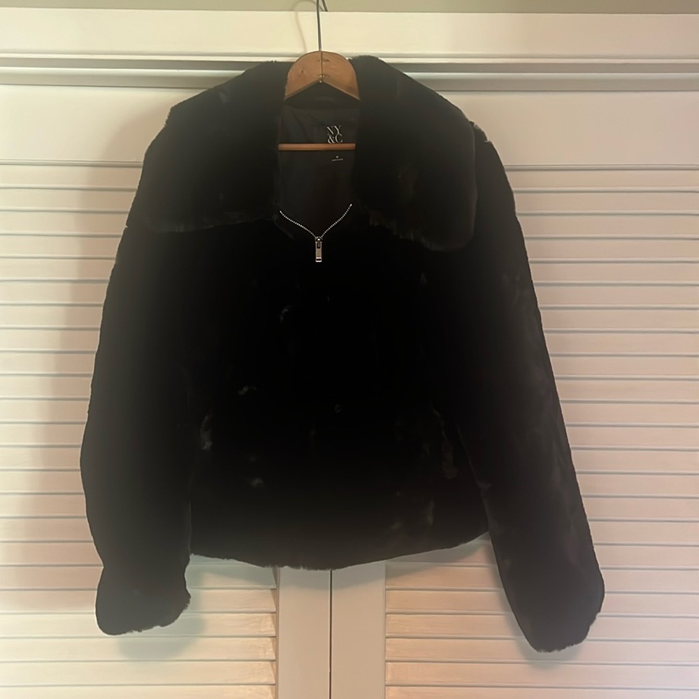 New beautiful plush black short jacket Size M